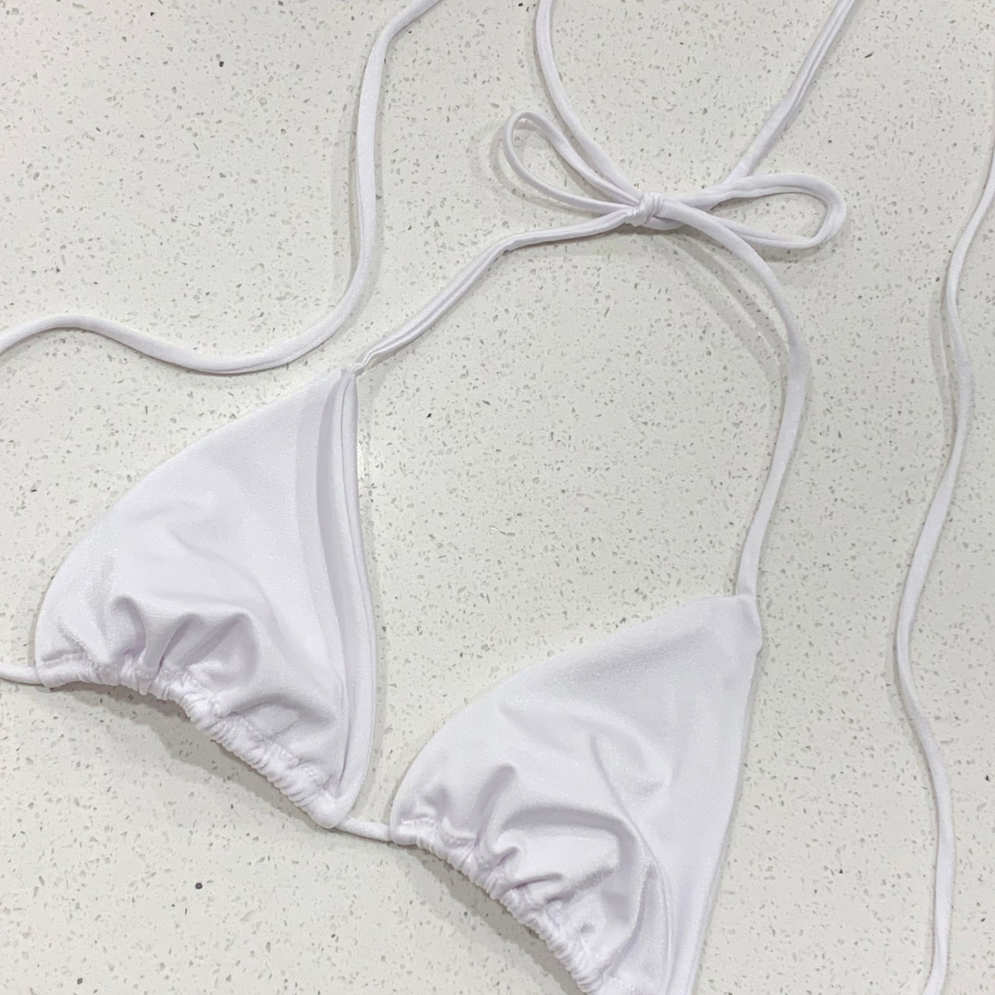 Haut de bikini triangle